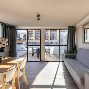 https://apartamentos-alhambra-granada-3000.es-andalucia.com