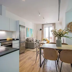 https://armenta-deluxe-suite.es-andalucia.com
